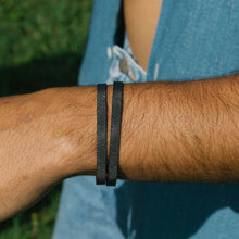 Load image into Gallery viewer, &Livy - Metalystic Mesh Cuff - Platinum Black
