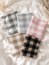 Load image into Gallery viewer, Phufy® Bliss Gingham Mini Blanket - Soft Green