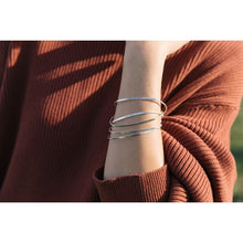 Load image into Gallery viewer, &LIVY Posy Inspirational Bangle Bracelet | "Best Friends"