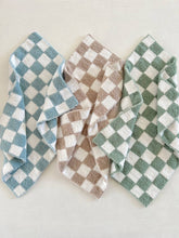 Load image into Gallery viewer, Phufy® Bliss Checkerboard Mini Blanket - Powder