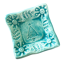 Load image into Gallery viewer, Tiny Dish - Christmas Tree
