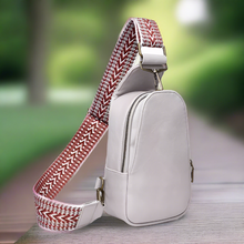 Load image into Gallery viewer, Dakota crossbody bag
