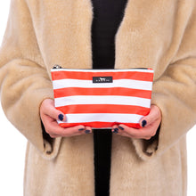 Load image into Gallery viewer, SCOUT Bags - Twiggy - Hot and Heavy
