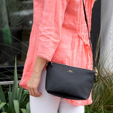 Load image into Gallery viewer, SCOUT Bags - Moira Crossbody - Black
