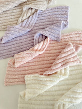 Load image into Gallery viewer, Phufy® Bliss Wave Mini Blanket - Lavender
