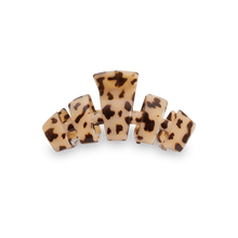 Load image into Gallery viewer, Teleties Medium Classic Claw Clip | Blonde Tortoise
