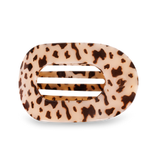 Load image into Gallery viewer, Blonde Tortoise Large Flat Round Clip
