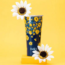 Load image into Gallery viewer, Swig Life - 32oz Tumbler -Lazy Daisy
